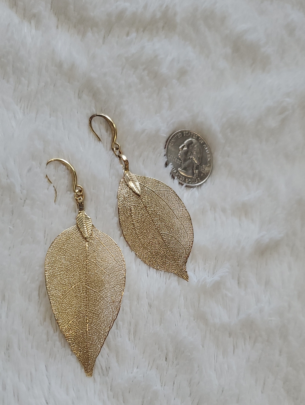 Gold Leaf Drop Earrings - Elegant Women's Jewelry
